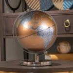glob terrestre moderne en bleu et cuivre pour une decoration elegante 255 1