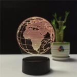 maly swietlny globus ziemi w eleganckim wydaniu simple 400 1