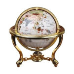 Globus terrestre au design rétro et héritage cartographique élégant - simple